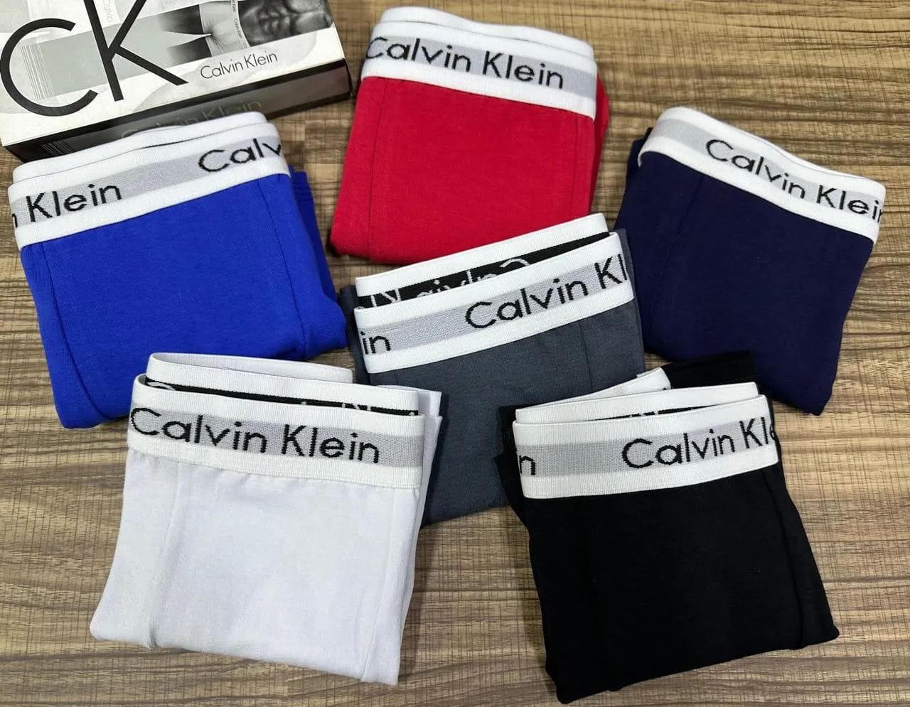 12 BOXER CK + 12 PARES DE MEDIAS